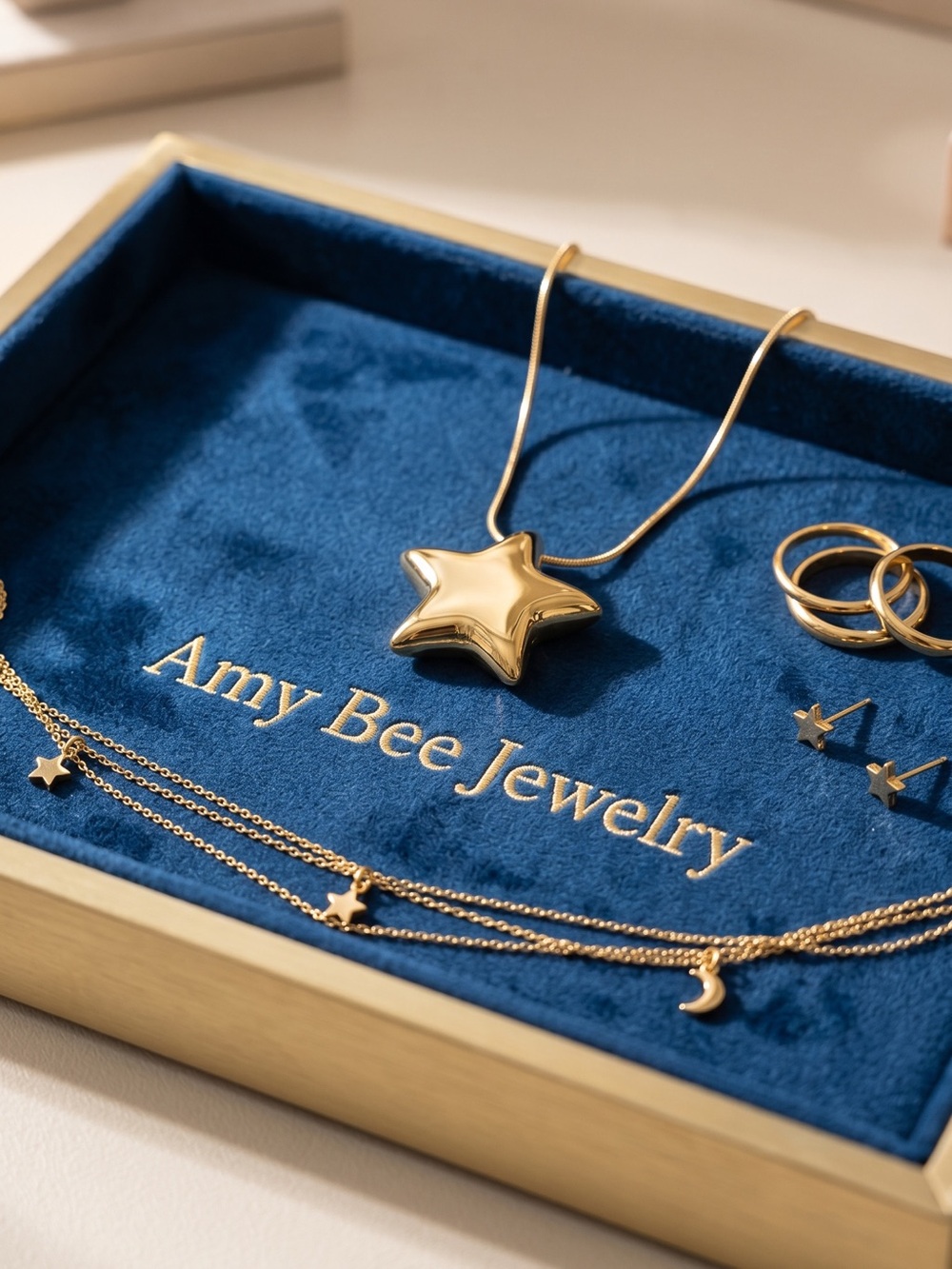18k gold plated Celestial Bubble Star charm pendant necklace. New.